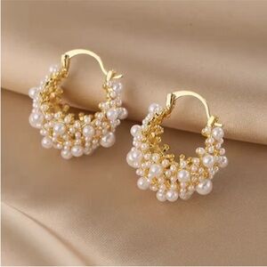 Anthropologie Gold Irregular Pearl Cluster Earrings
